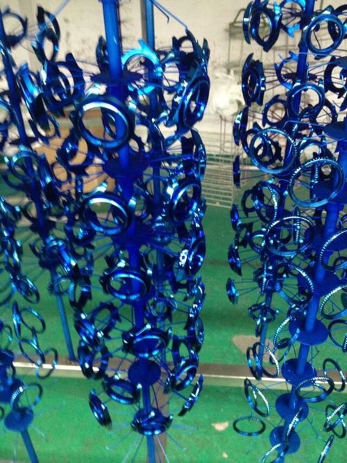 Últimas notícias da empresa sobre Revestimento azul de PVD
