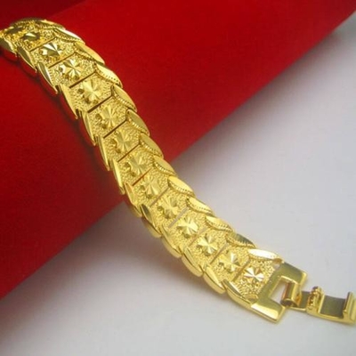 Jóias Pequena máquina de revestimento de filme Pvd de titânio 18k ouro Pvd chaves revestidas de vácuo Pequena revestimento de vácuo Pvd