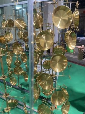 China Fornecedor Grátis Máquina de revestimento multi-arco / Máquina de revestimento de prata e metal PVD
