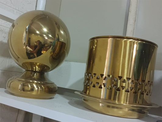Máquina de revestimento a vácuo de plástico Pvd Placa de metal Placa de aço Máquina de metalização cerâmica Máquina de revestimento a vácuo de pulverização