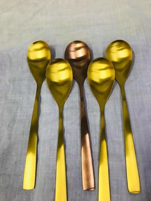 Máquina de revestimento por pulverização por magnétono de arco múltipla para utensílios de cozinha de aço inoxidável