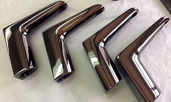 Máquina de revestimento óptico profissional de vácuo PVD personalizada Sistema de deposição de pulverização de visão traseira