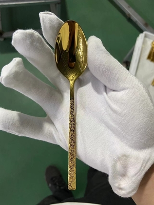 Máquina de metalização a vácuo de evaporação de tampas de plástico resistentes a alta fricção de várias cores