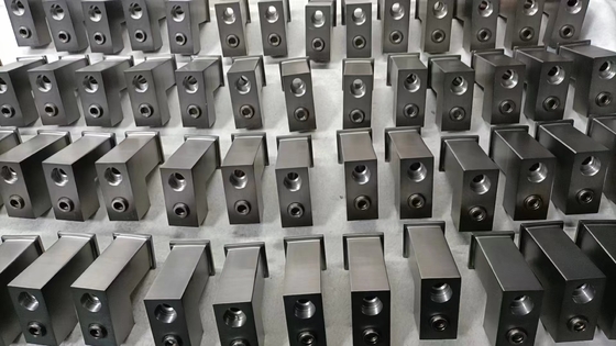 Acessórios de aço inoxidável de grande capacidade Ouro / Ouro rosa Máquina de revestimento PVD de plasma multi-arco