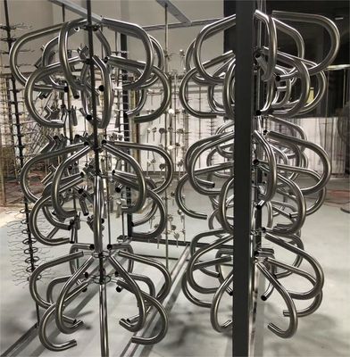 Máquina de Revestimento a Vácuo PVD para Azulejos de Piso com Pratos Decorativos, Cor Dourada / Máquina de Revestimento Cerâmico