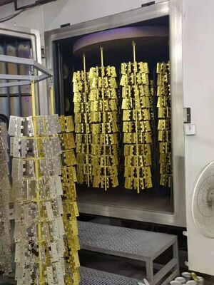 Máquina de revestimento a vácuo PVD com revestimento anticorrosivo de alta resistência ao desgaste e sistema de controlo automático completo para peças de fechadura