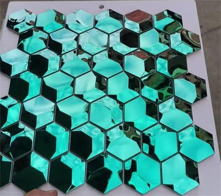 Equipamento PVD de metalização a vácuo para artesanato de decoração de plástico com cores metálicas ricas e redução de superfície fina