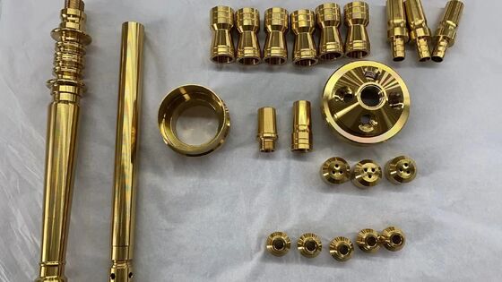 Máquina de revestimento PVD de longa duração anti-corrosão com sistema de controlo automático completo para hardware de liga de zinco