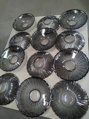 As máquinas de revestimento a vácuo PVD são adequadas para vidro decorativo e vidro doméstico
