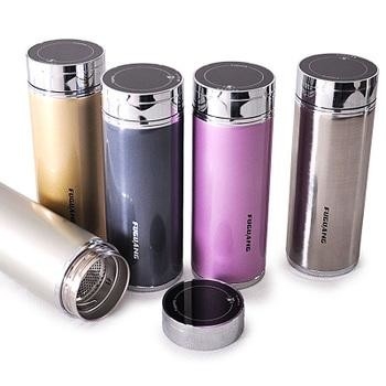 Linha de produção totalmente automatizada de metal Máquina revestida a vácuo para cor de ouro
